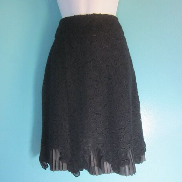 Leifsdottir  Anthropologie Black Lace Eyelet Overlay Skirt NEW with TAGS Size 6 - Picture 1 of 11